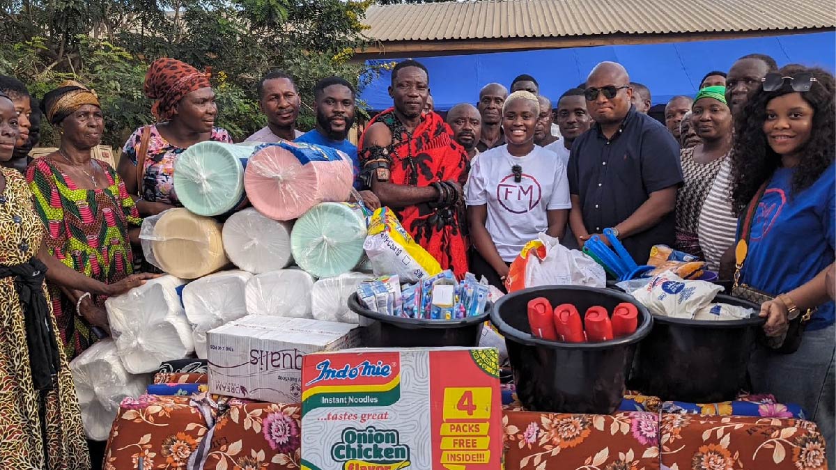 Fella Makafui Extends a Helping Hand to Akosombo Dam Spillage Victims